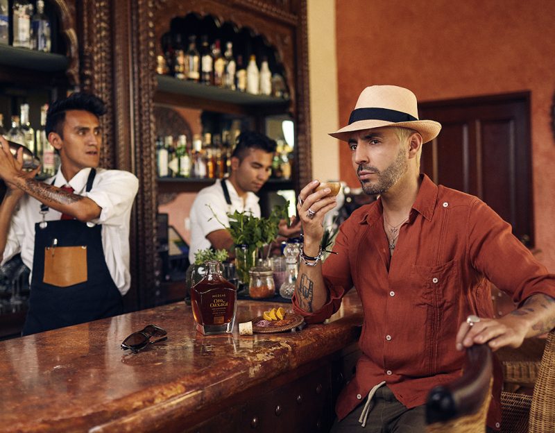 luis_perez_fotografía_photoghraphy_retrato_comercial_alimentos_productos_0005_mezcal 3